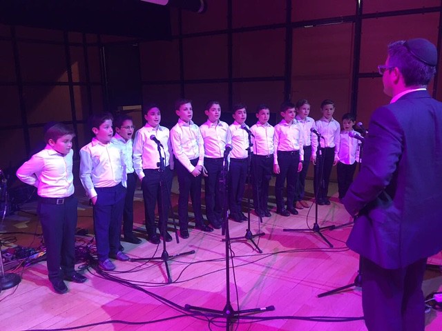 Viewmount Boys Choir practicing before the show