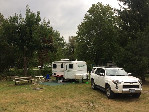 Toronto Glen Rouge camping