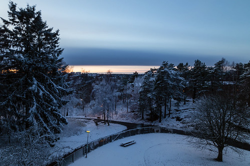 gothenburg västragötalandslän sweden se göteborg sverige bergsjön snow winter dusk sunset trees canoneos6d clouds longexposure canonef24105mmf4lisusm