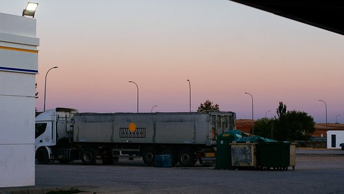 bluehour sunset autumn torrubiadelcastillo cuenca 2017 spain truck gasstation fishonthesand nikon 50mm vsco saadjebbour