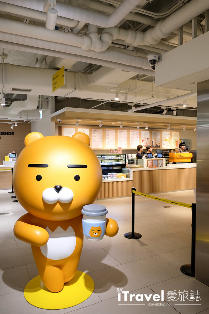 首尔购物商场 Kakao Friends Store (41)