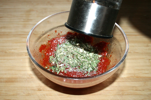 14 - Mit Salz & Pfeffer würzen / Season with salt & pepper