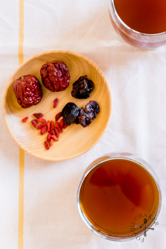 Red Date Longan Tea with Goji Berries