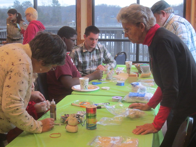 Have fun creating a special winter craft to take home with you at the Christmas at Claytor event - at Claytor Lake State Park, Va