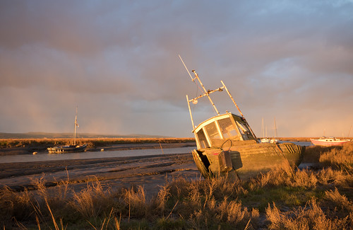 autumn boats derelict river sunrise cheshire heswall wirral dee estuary dawn mud deeside inlet creek mooring