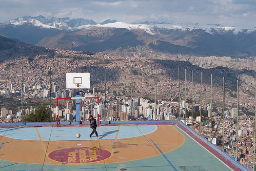 altitude photography landscape city mountains child bolivia sport football soccer bolivie southamerica lapaz streetphotography