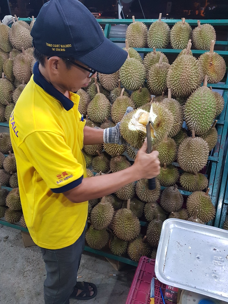 王中王 Kapai $35/kg @ Say Heng Durian at Gerai Durian USJ14