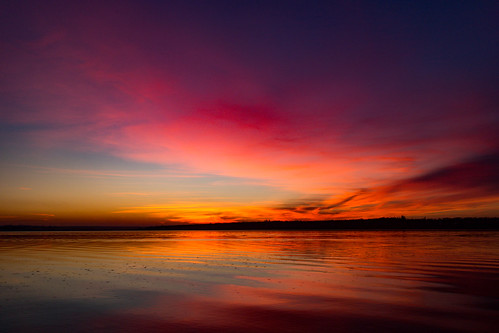 canoneosm canon clouds ukraine autumn sunset purple fall shore sky river reflection water landscape mykolaiv