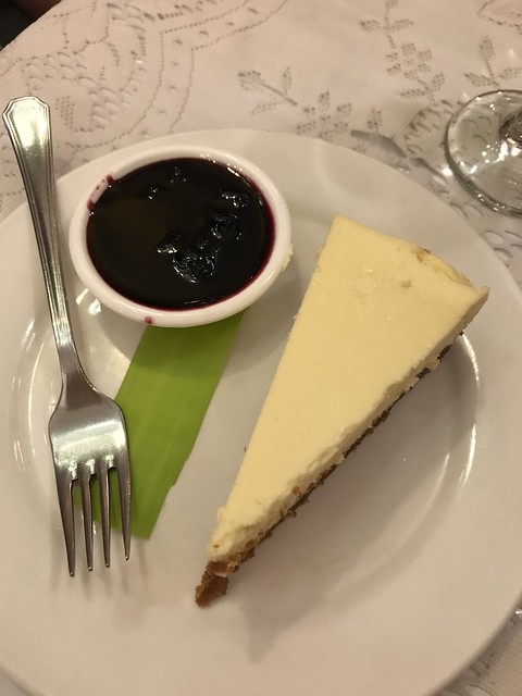 blueberry cheesecake, Cafe Juanita