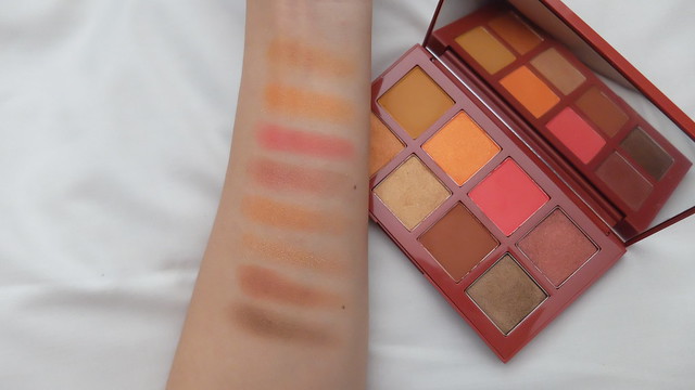 paprika cosmetics matte and shimmer eyeshadow palette review and makeup look