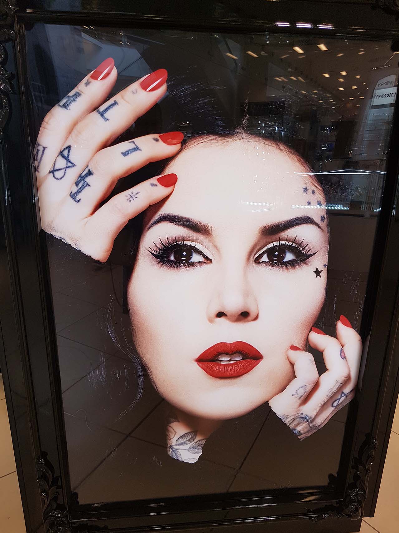 My Autumn Beauty Day: Catching Up With Favourite Brands [Part 1] - Kat Von D area in Debenhams