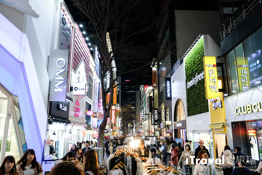 韩国明洞商业街图片
