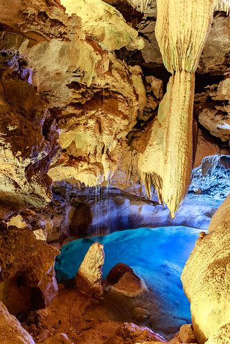 bluegrassunderground canon7dmkii cumberlandcaverns fall groveshistorical hdr mcminnville photography sigma1835f18dchsma tennessee usa unitedstates exif:isospeed=1000 camera:model=canoneos7dmarkii camera:make=canon geo:country=unitedstates geo:state=tennessee geo:city=mcminnville exif:focallength=18mm exif:aperture=ƒ18 geo:location=groveshistorical geo:lon=85680833333333 exif:model=canoneos7dmarkii exif:lens=1835mm geo:lat=35668888333333 exif:make=canon