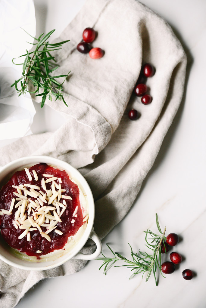 Baked Brie with Cranberry Chutney