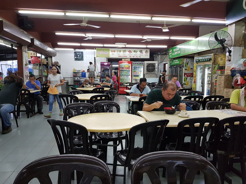 @ 林利茶餐室 Restoran L&L Taman Sri Muda  Shah Alam
