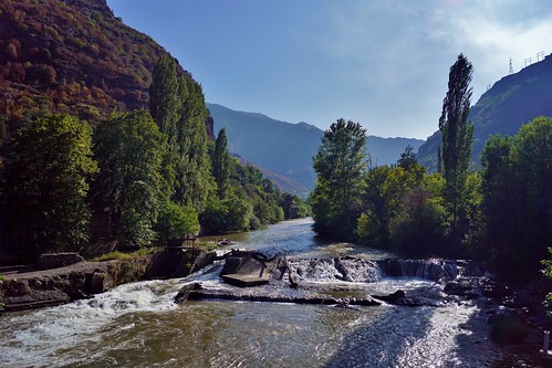 arménie armenia alaverdi debed canyon river montagnes mountains rivière