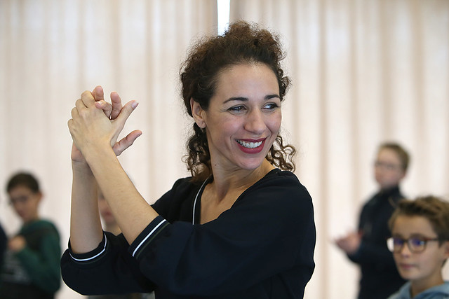 Anabel Veloso initie les écoliers de Soustons au flamenco