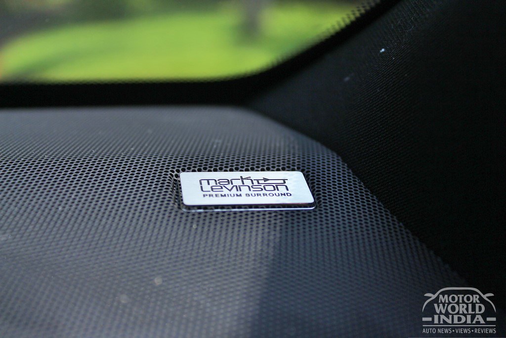 Lexus-NX300h-Interior