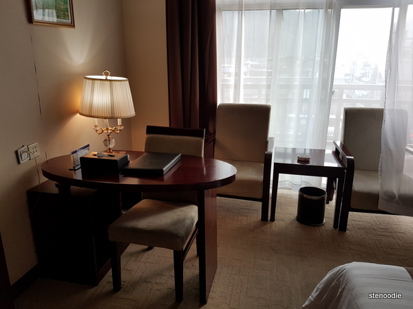 Jingxi International Hotel room