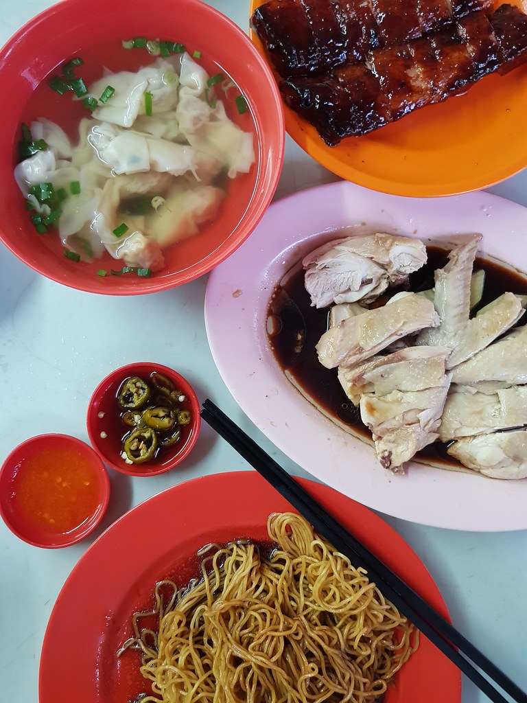 Wan Ton Mee Kosong $3, Char Siew $15, Steam Chicken $14 & WanTon $5 @ 明记叉烧王 Restoran Meng Kee Char Siew Glenmarie Shah Alam