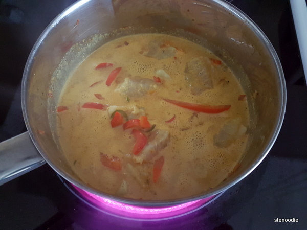  making fish curry soup