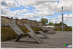 les chaises longues - Photo of Saint-Estèphe