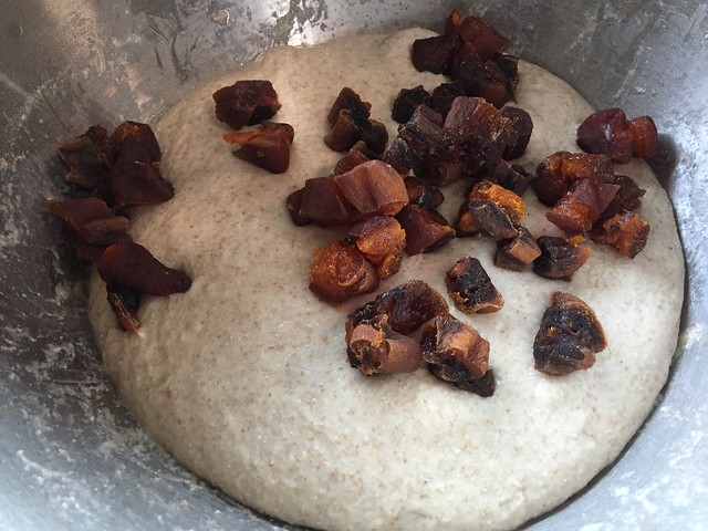 Mixing dried persimmons