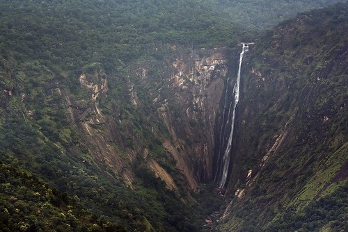 palanihills hills thalaiyar falls waterfalls rattail kodaikanal india tamilnadu yesmkphotography muthukumar water south 3rd highest southindia nikon iamnikon d750 70200mm
