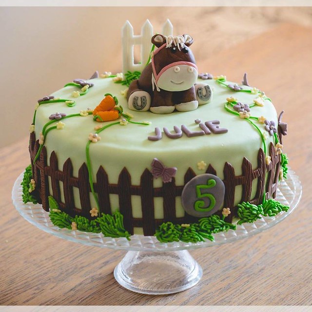 Cake by Taarten van Evi & Demi