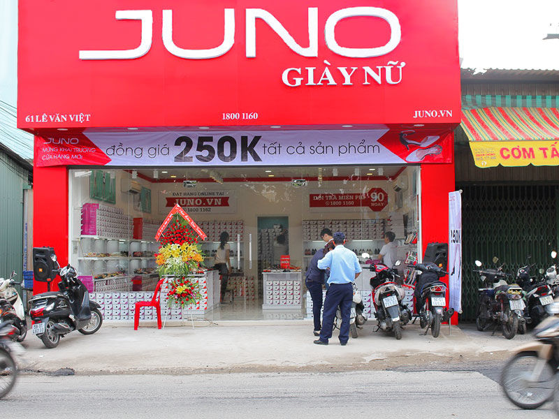 Juno Lê Văn Việt