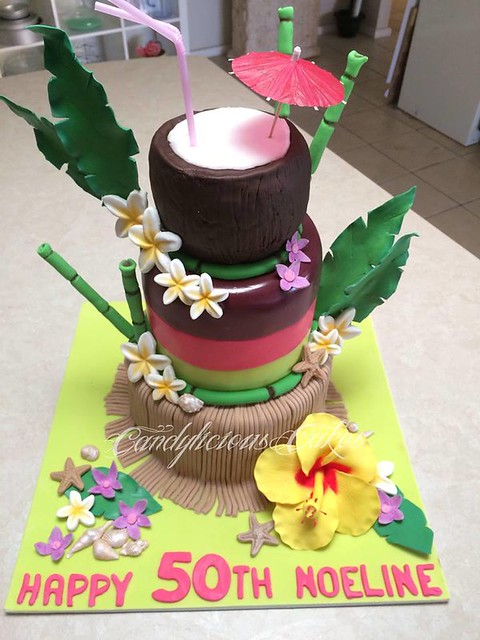 Cake by Candylicious Cakes