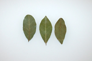 14 - Zutat Lorbeerblätter / Ingredient bay leaves