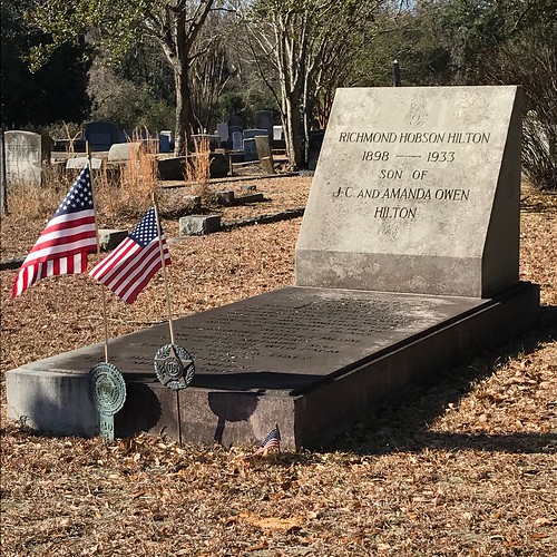 cemetry grave gravestone
