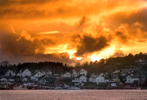 sky cloud evening sunset water sea woodenhouses coast vesterelva gressvik fredrikstad norway krossnes