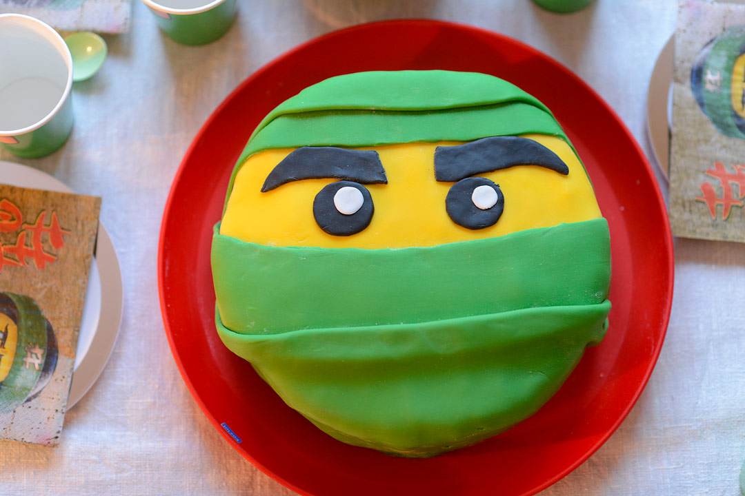 Lego Ninjago cake