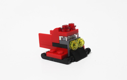 LEGO Seasonal Christmas Build Up (40253) - Day 21