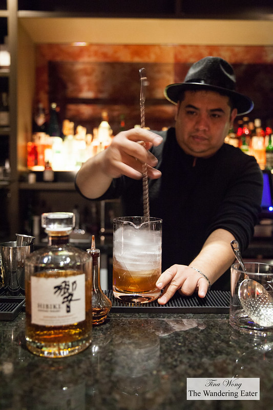 Making Old Rivalries with Suntory Hibiki Whisky - A double smoked Old Fashioned cocktail