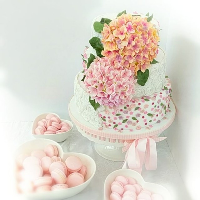 Spring Wedding Cake by Debbie Evans Milne of My Little Cake Studio