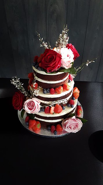 Cake by Eva de Jong of Sweets & Savoury