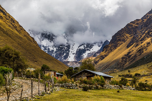 cuzco peru pe mountains snow nevados mountain