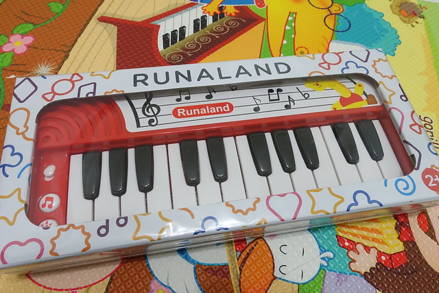 RUNALAND寶寶迷你鋼琴+炫光和弦吉他組合 (37)