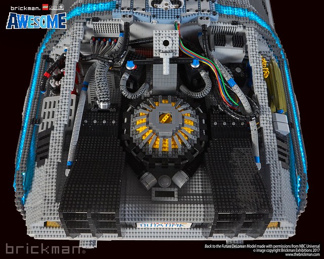 LEGO® Brick Back to the Future DeLorean - tech details