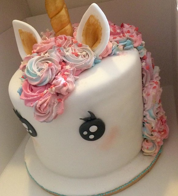 Unicorn Cake by Loubna Lemdadi