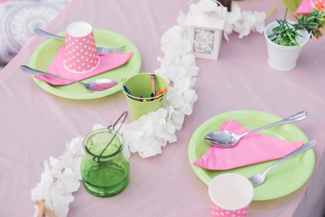 kids tables (1)