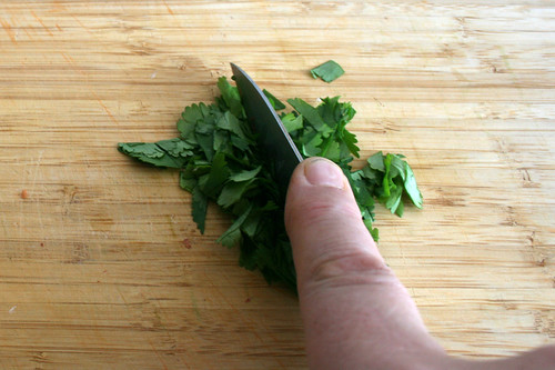 55 - Koriander zerkleinern / Mince cilantro
