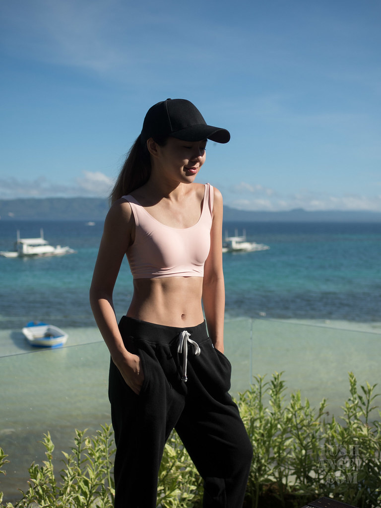 UNIQLO Hawaii on Instagram: Beat the summer heat with our AIRism Camisole  Bra Top ❄️ It has the functionality of our AIRism fabric keeping you  feeling fresh and cool with the ease