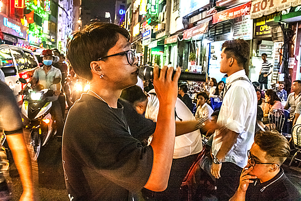 Street rapper--Saigon