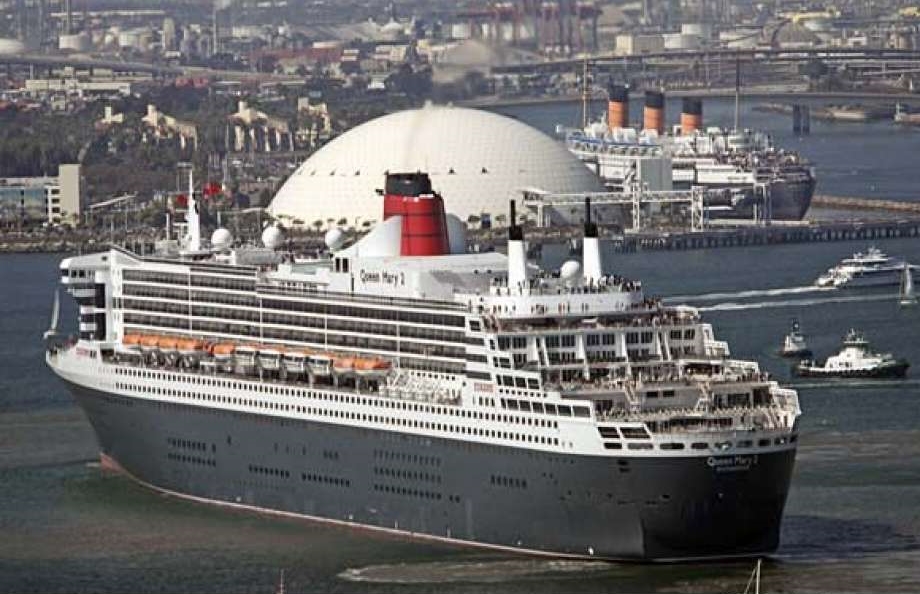 Queen Mary 2 approaches the original RMS Queen Mary in Long Beach, California on February 23, 2006