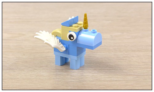 LEGO 10401 Rainbow Fun - Happy! 14