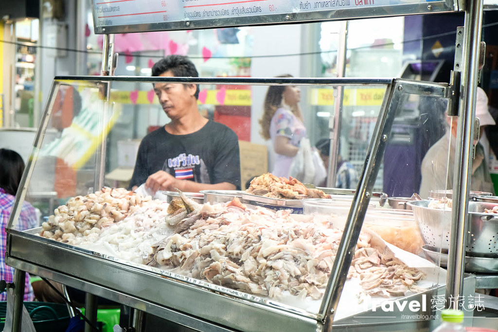 曼谷夜市推荐 查龙四夜市Chok Chai 4 Night Market (12)